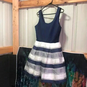 TeezeMe dress size 8/10 navy and white